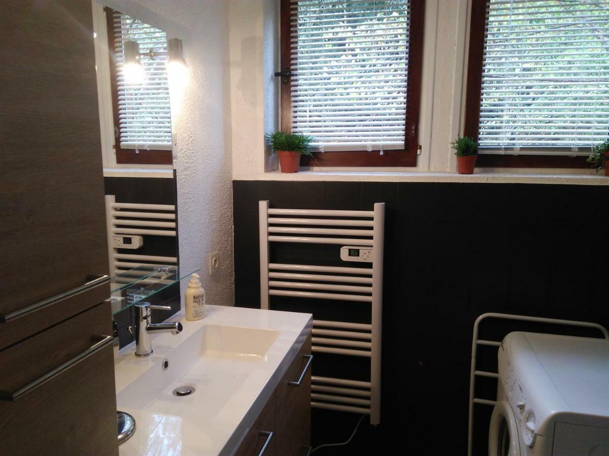 Le Grand Saule Apartment Aston Luaran gambar